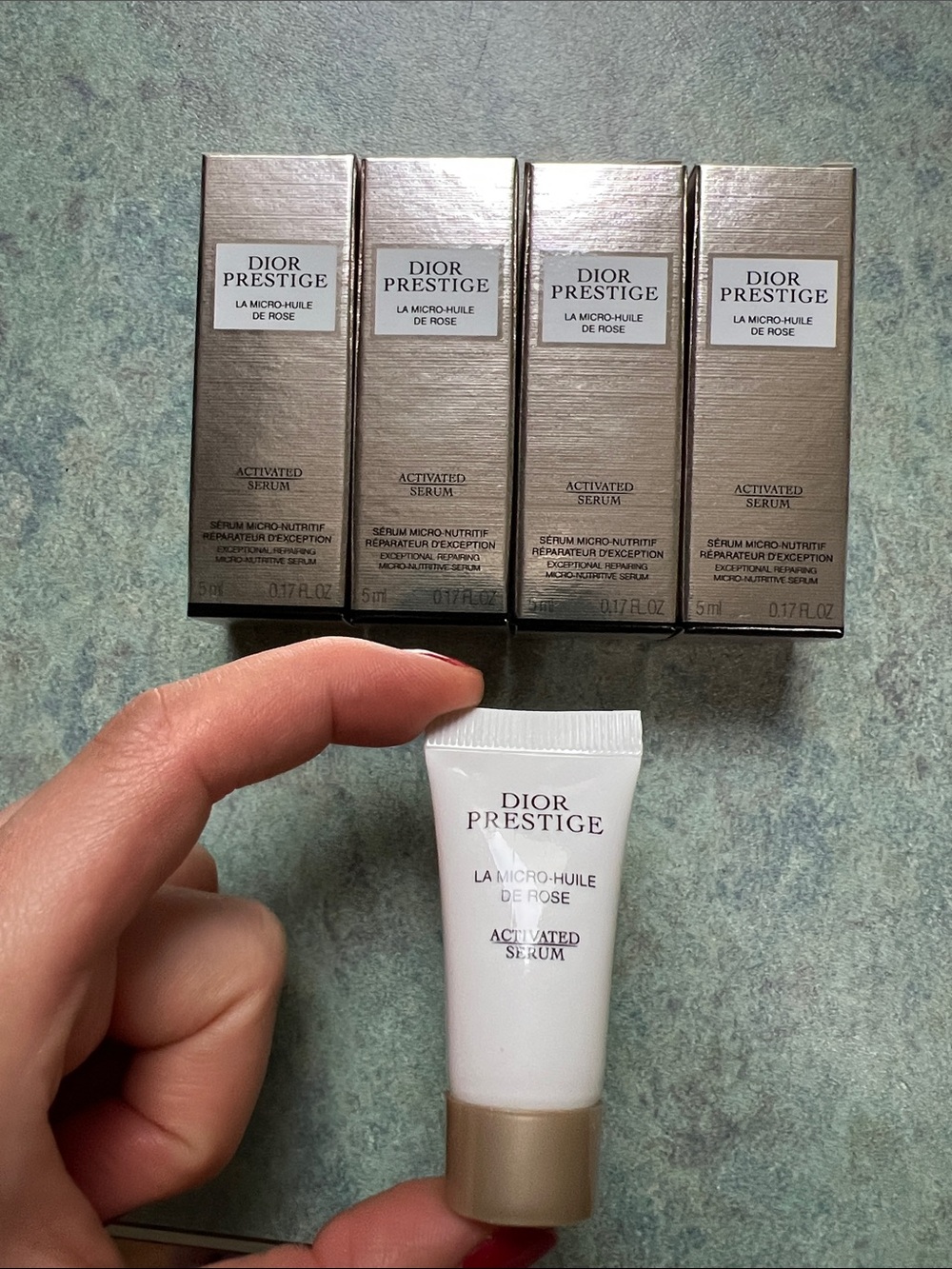 Dior Prestige La Micro-Huile de Rose Activated Serum for face, travel size